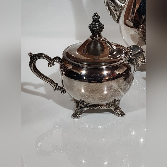 Vintage silver-plated tea set made by the International Silver Company - Picture 5 of 17